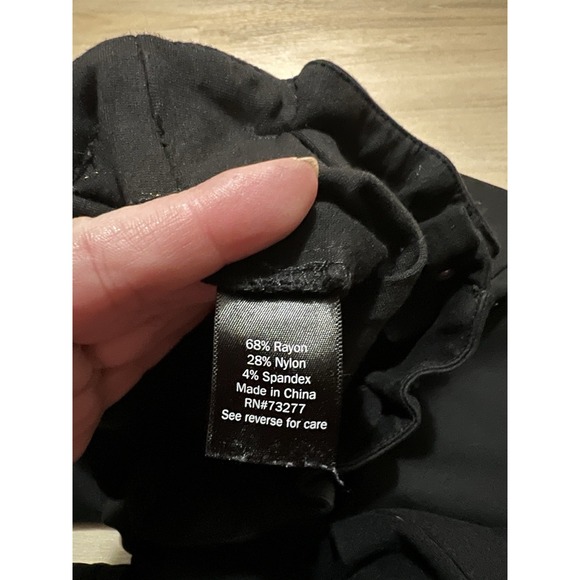 SO Black Elastic Pleated Straight Leg Career Business Cuffed Dress Pants Size 1 - Picture 4 of 7